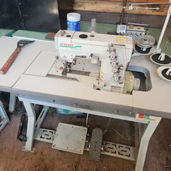Coverstich Y Overlock 