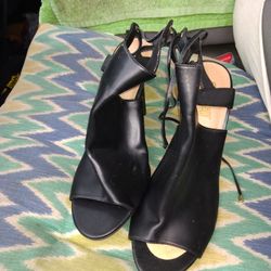 Size 8 And 1/2 Women Heels