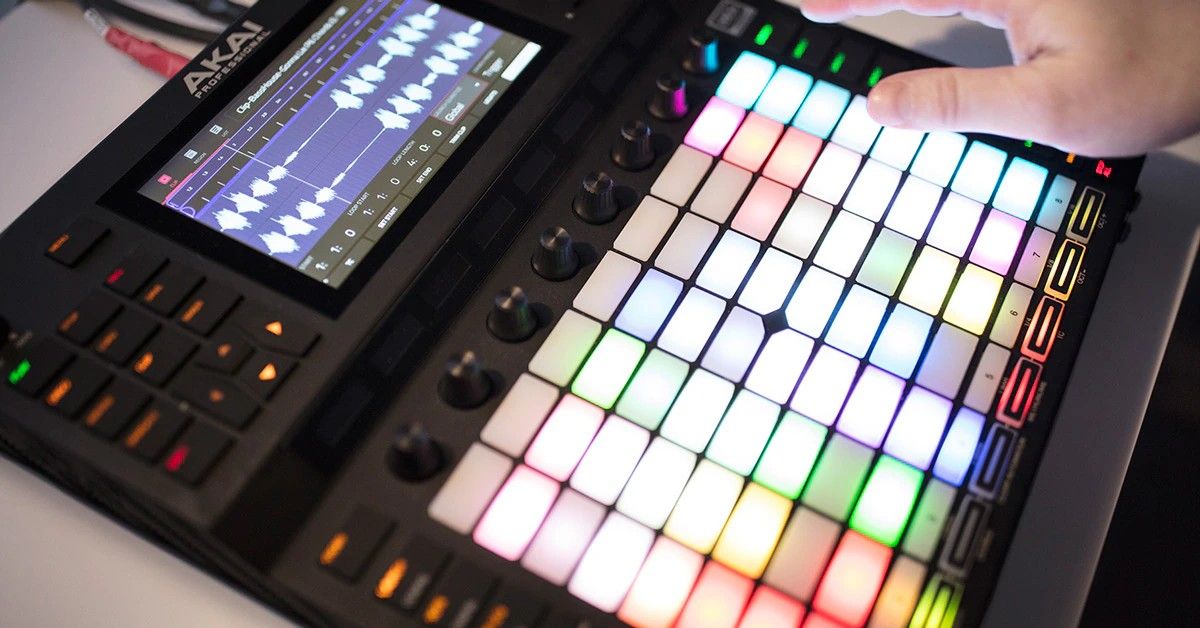 Akai Force Beatmaker Sampler.