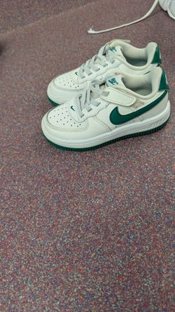 Toddler Air Force 1 size 9C