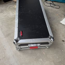 Gator Case