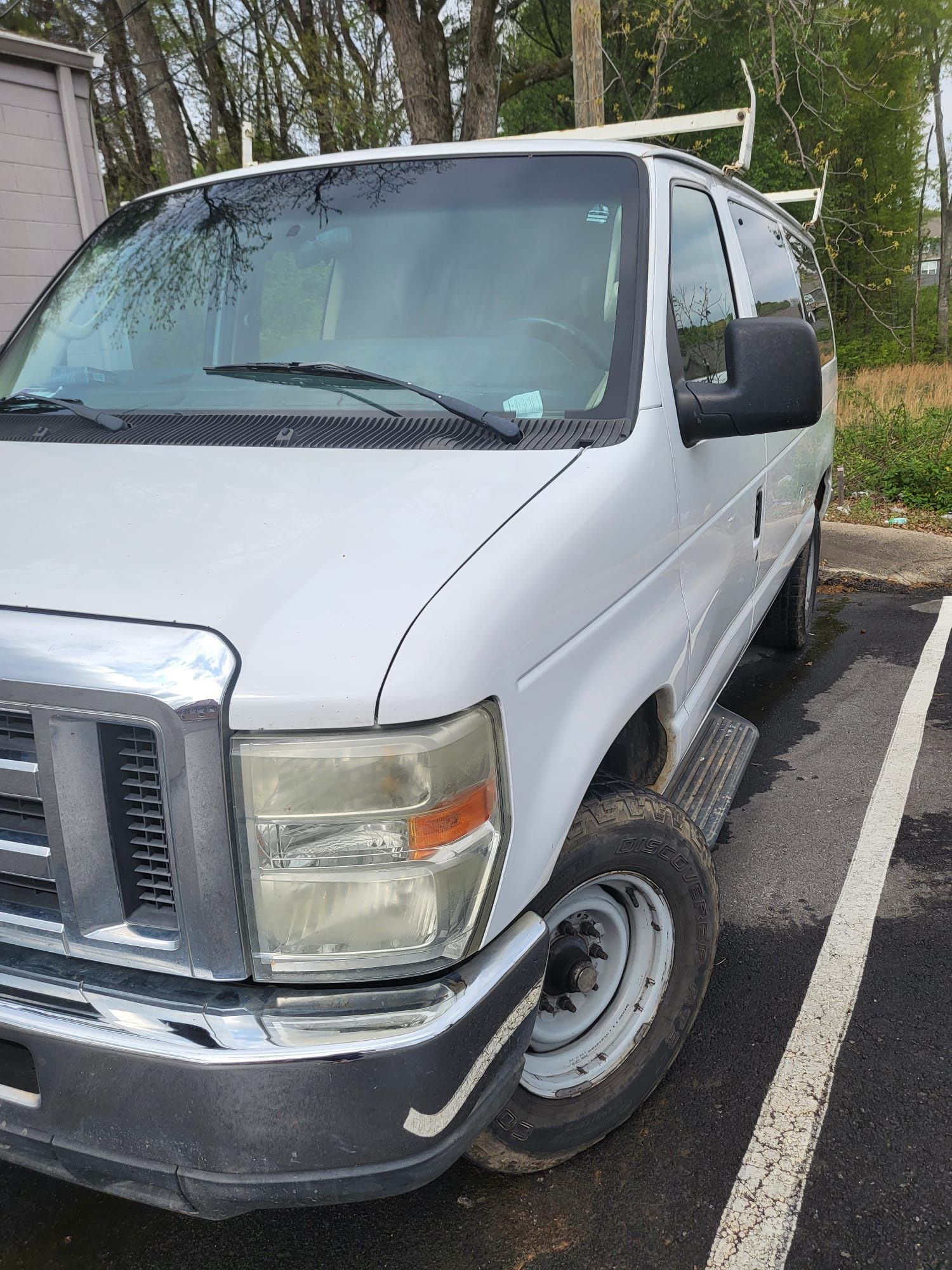 2009 Ford E-350