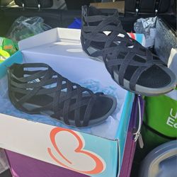 New Gladiator Sandals - Baretraps Size 8M