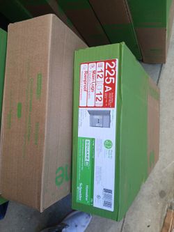 Sqaure D 225 Amp Subpanel Load Center Plug On Neutral  Nema3. 