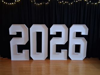 2026 Grads 4 FT Brand New With Stands