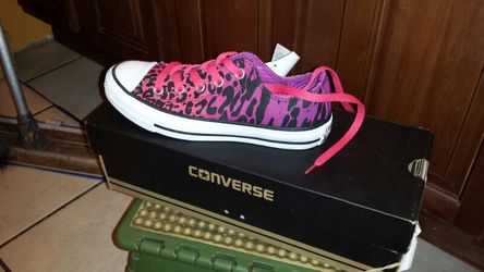 Converse kids size 5