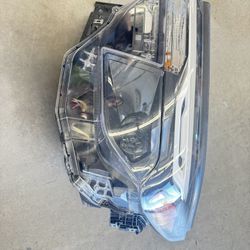 2025 Subaru Forester Driver Headligth