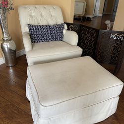 Arm Chair With Small Ottoman