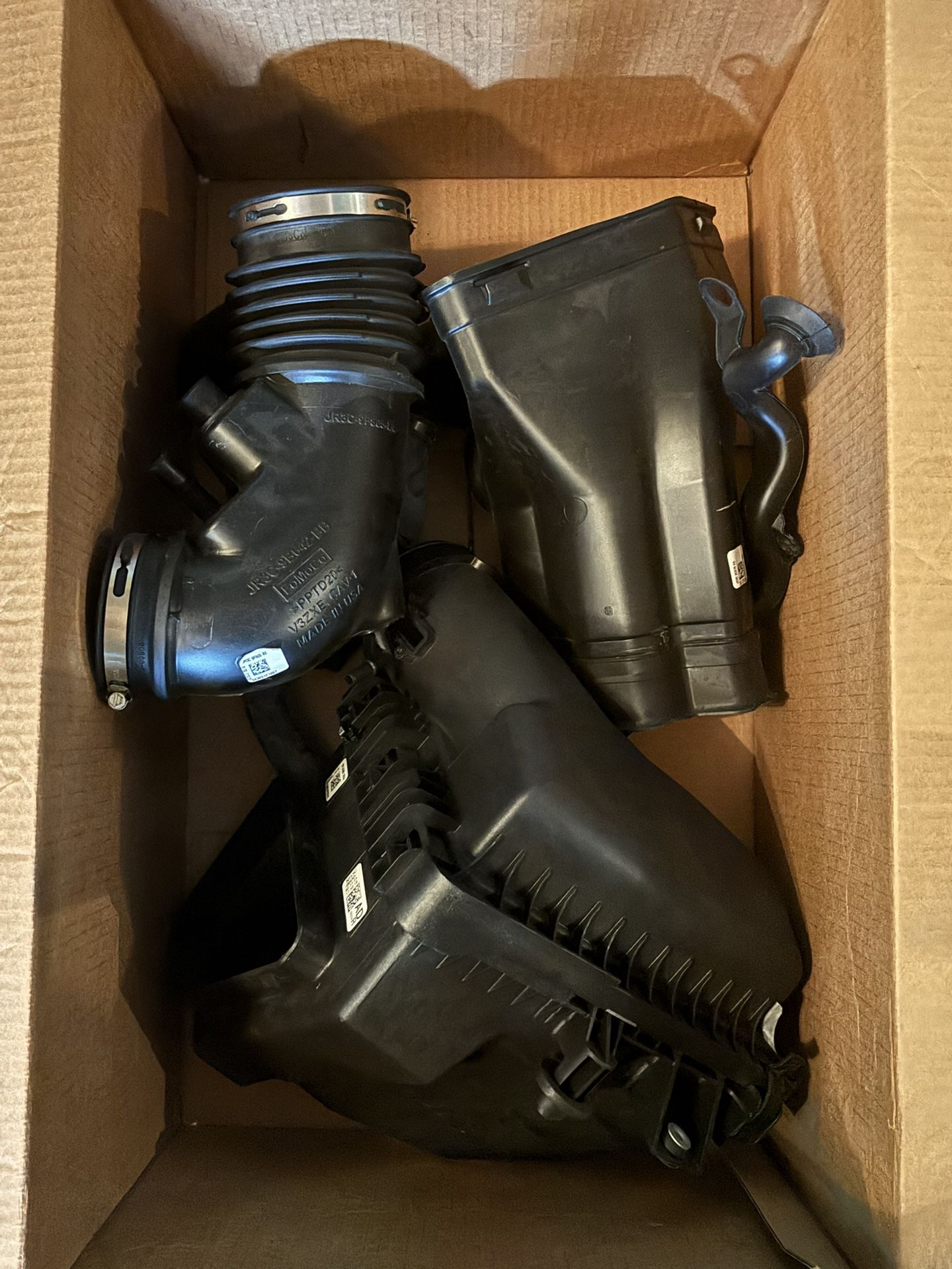 Mustang Stock Airbox from2023 GT Premium