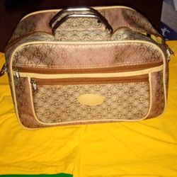 Traveling Bag/ Purse With Strap