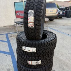 4 Brand New MICKEY  THOMSON BAJA A/T 265/70/17