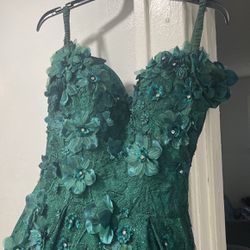 Emerald Green Formal Ball Gown