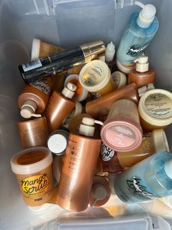 Large lot reseller Victoria’s Secret new items