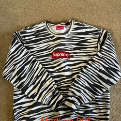 Supreme Zebra Crewneck Medium