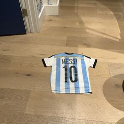 USED Argentina Official T-shirt Size S Kids