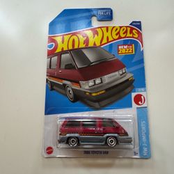 2022 Hot Wheels 1986 Toyota Van