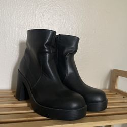 Black Boots