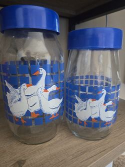 Vintage Carlton Glass Geese Canister