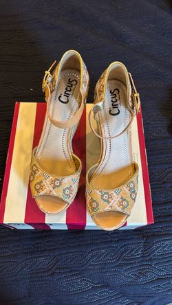 Circus by Sam Edelman Embroidered Wedge Sandals
