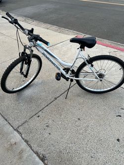 Roadmaster 26" Mountain Bike White