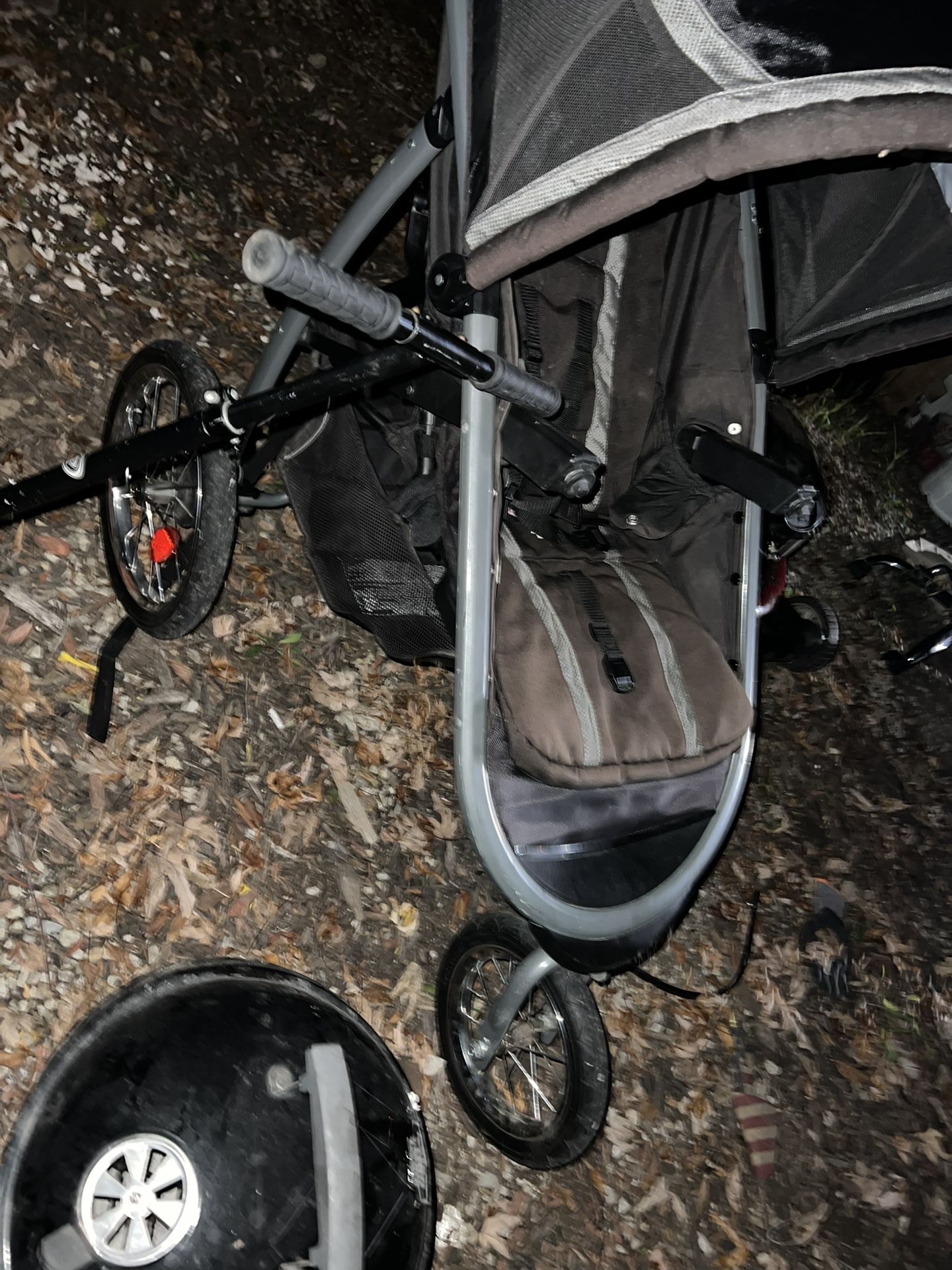 Graco Fast Action Jogging Stroller