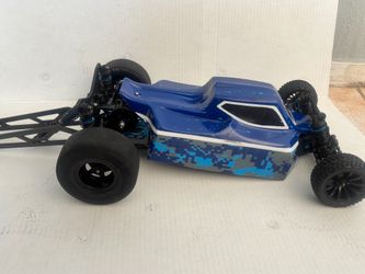 Team Associated upgraded Dr10m roller