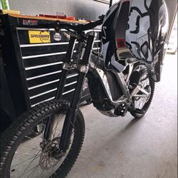 2022 Surron Light bee x