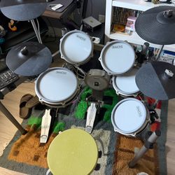 Simmons Titan 70 Electronic Drum Kit