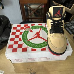 Air Jordan 4 Retro 'Pizza’