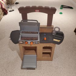 Little Tikes barbecue grill