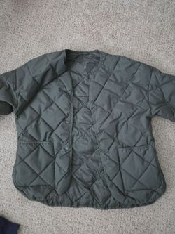 Army Green Uniqlo Puff Tech Jacket (s)