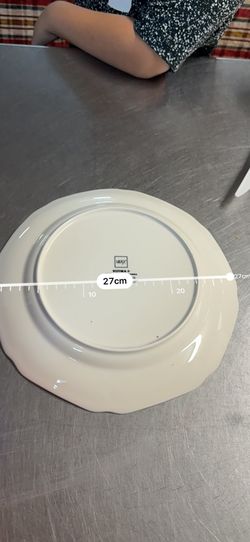 Mikasa White Plate – 10½“