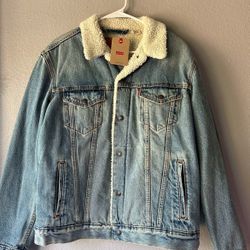 Men’s Levi’s Sherpa Trucker Jacket
