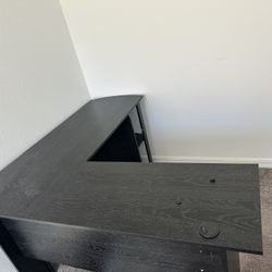 L Desk With Shelves