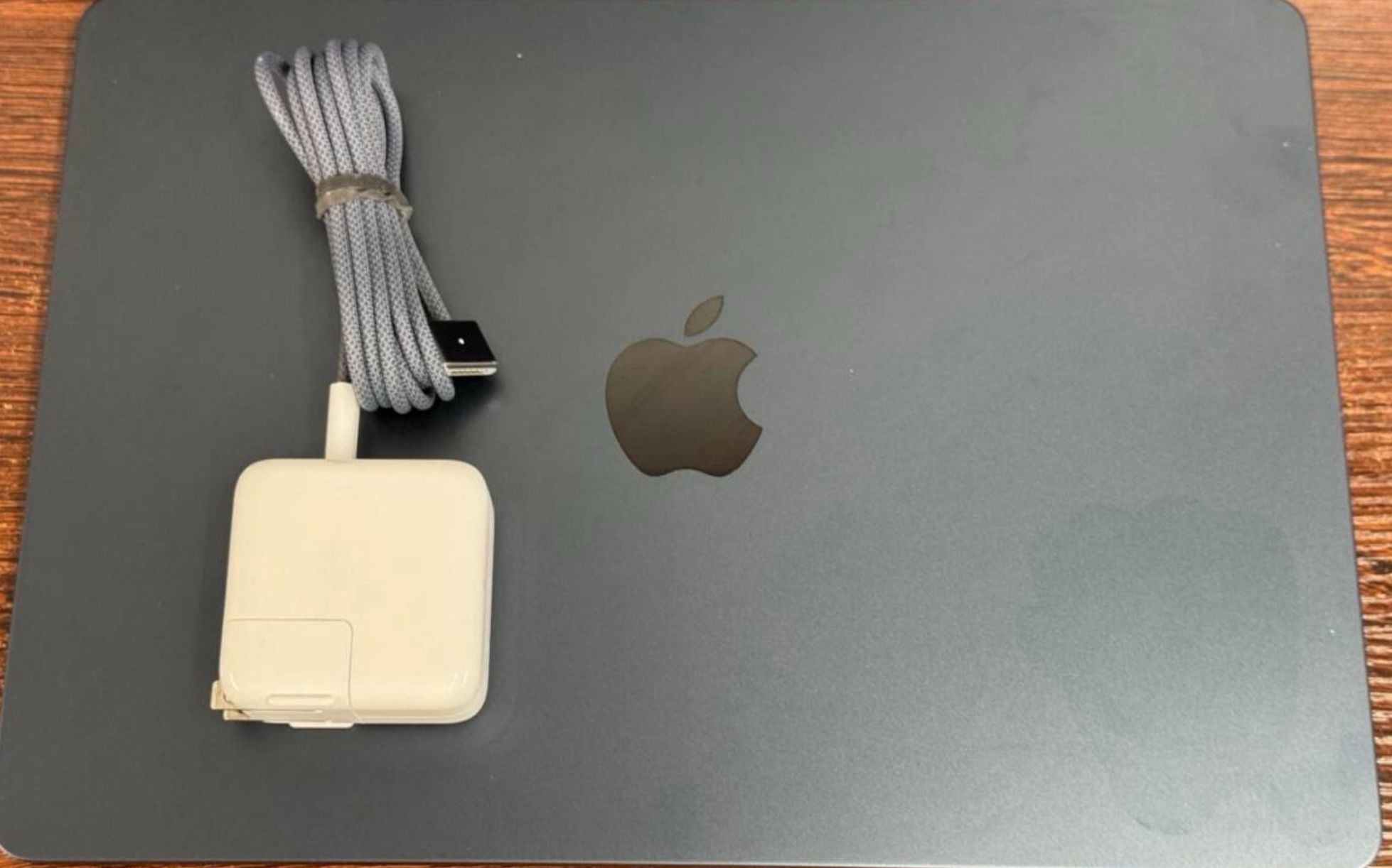 MacBook Air 13-inch, M3,