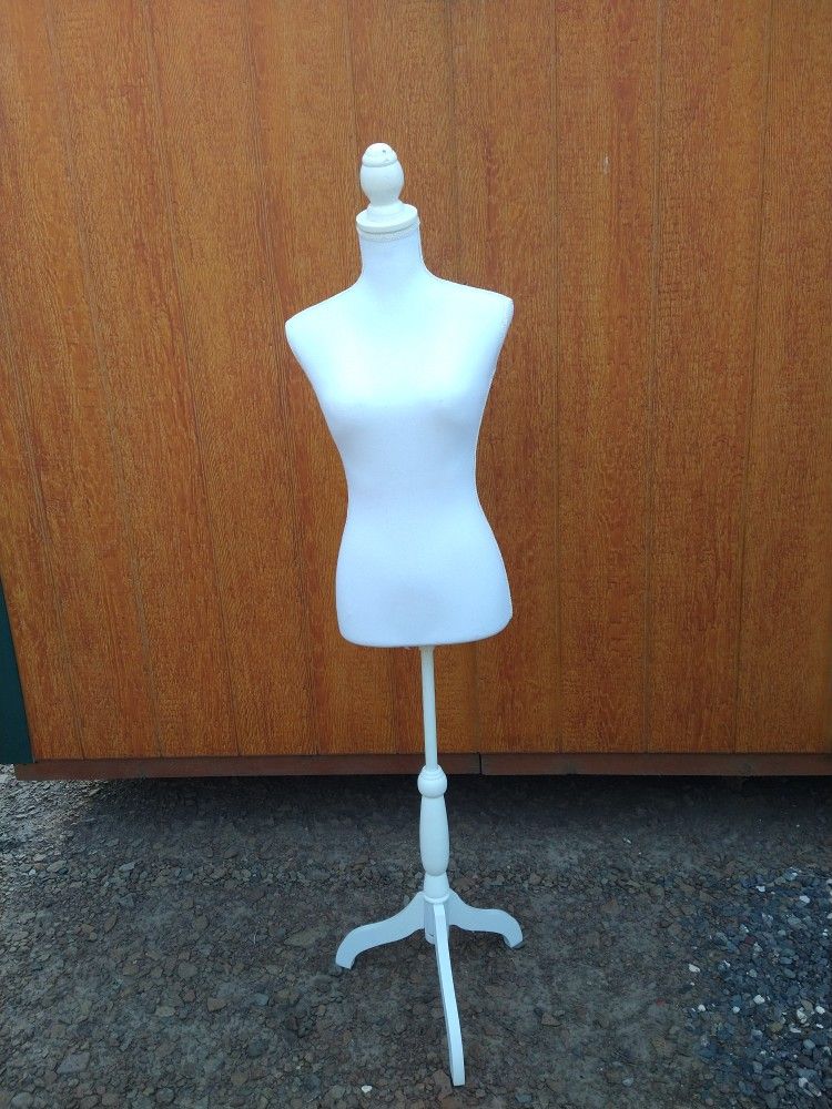 Dress Form - Small Sewing
