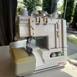 Elna Lock Pro 4 DE