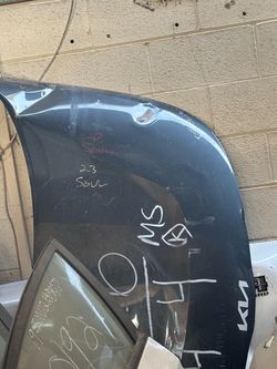2023 Kia Soul Hood