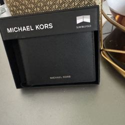 Mk Wallet Men 55 Each 