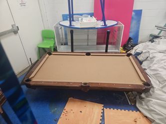 Free pool table (top)