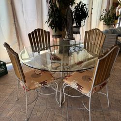 Dinning Table
