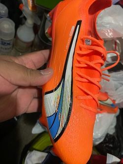 Puma soccer cleats sz 6.5