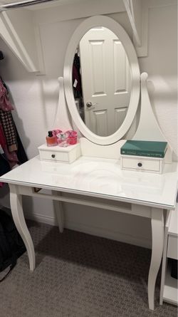 White make up vanity