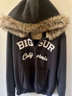 Hollister Zip up