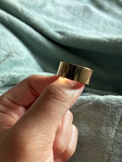 Gold ring
