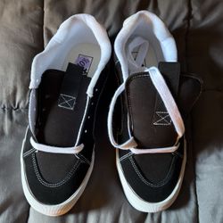 White And Black Vans