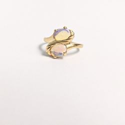 14kt Gold Opal Ring