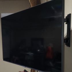 Samsung 43" Smart TV With Sanus Mount