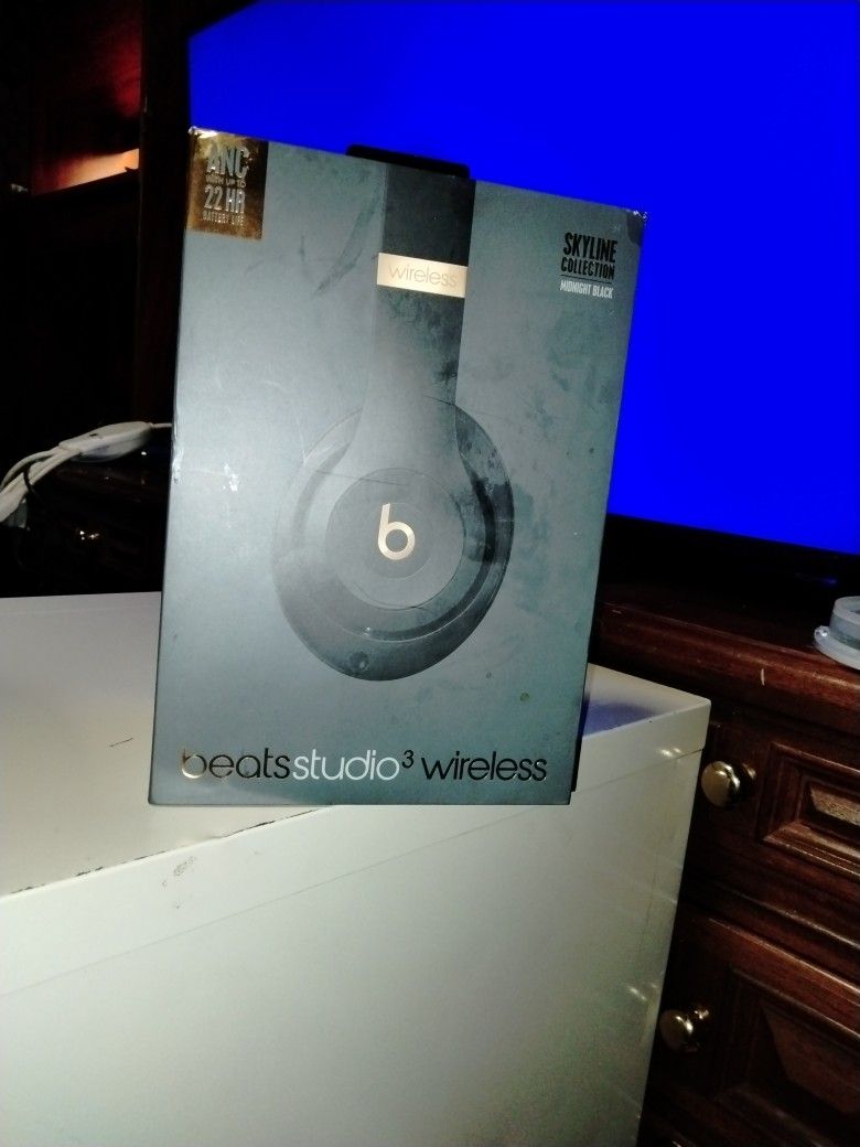 Beats Studio3 Wireless Headphones – The Beats Skyline Collection - Shadow Gray