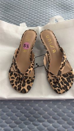 Unisa kitten heels